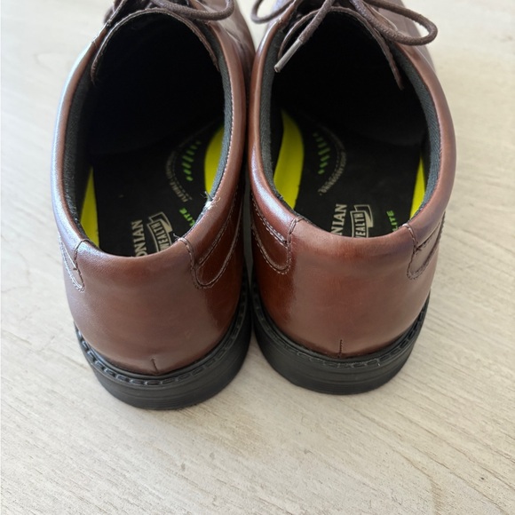 Bostonian Brown Leather Oxford Shoes - Picture 4 of 6